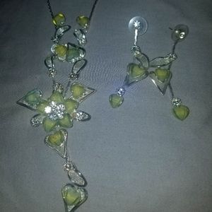 Necklace and Earring Heart set.